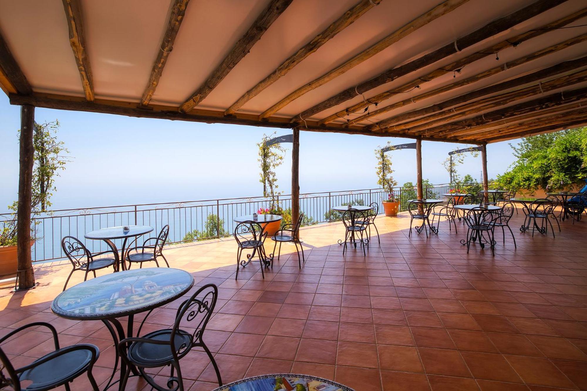 Villa Pino Фуроре Экстерьер фото